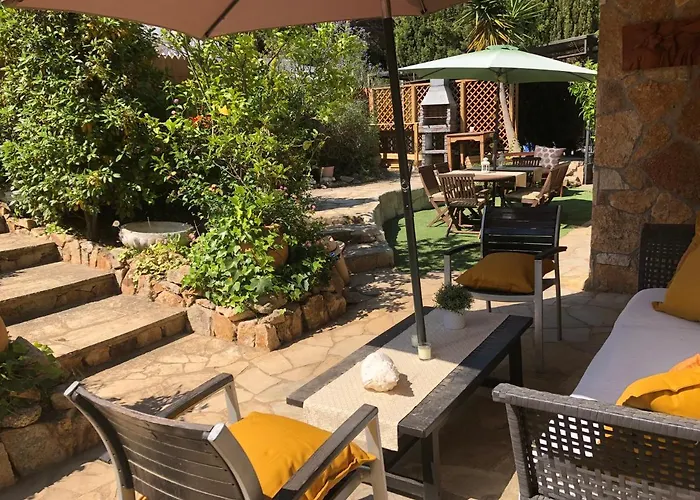 Cala Canyelles Villa & Private Studio With Garden *