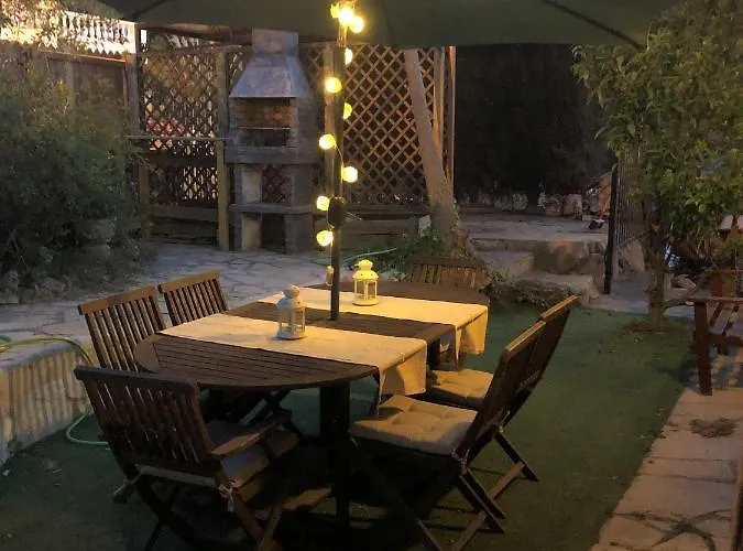 Cala Canyelles Villa & Private Studio With Garden Dom wakacyjny *