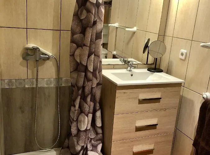 Dom wakacyjny Cala Canyelles Villa & Private Studio With Garden *