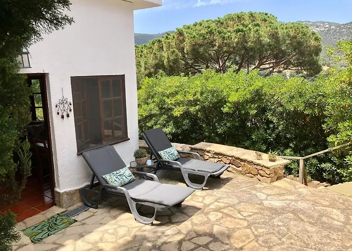 Cala Canyelles Villa & Private Studio With Garden *