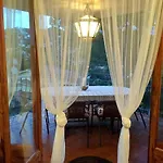 Cala Canyelles Villa & Private Studio With Garden بيت للعطل *