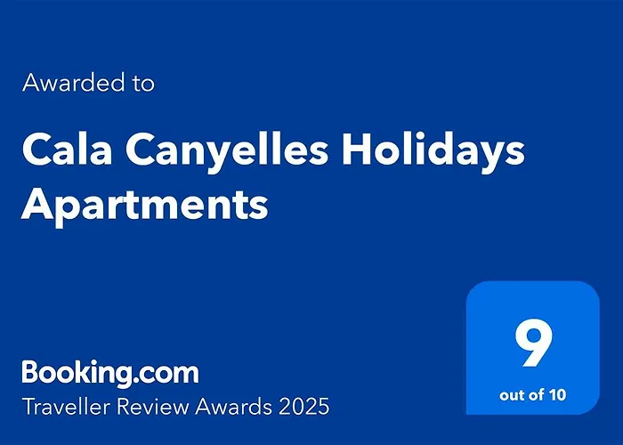 Cala Canyelles Holidays 度假居