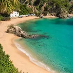Cala Canyelles & Private With Garden Casa vacanze