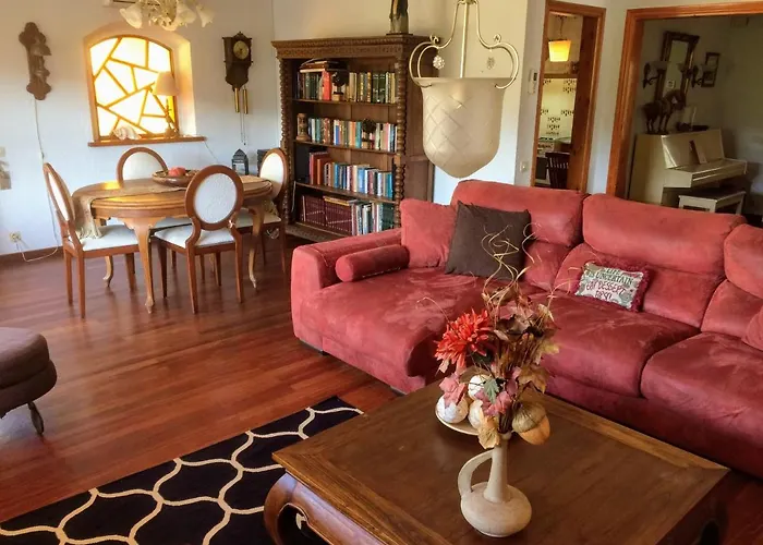 Casa vacanze Cala Canyelles Villa & Private Studio With Garden