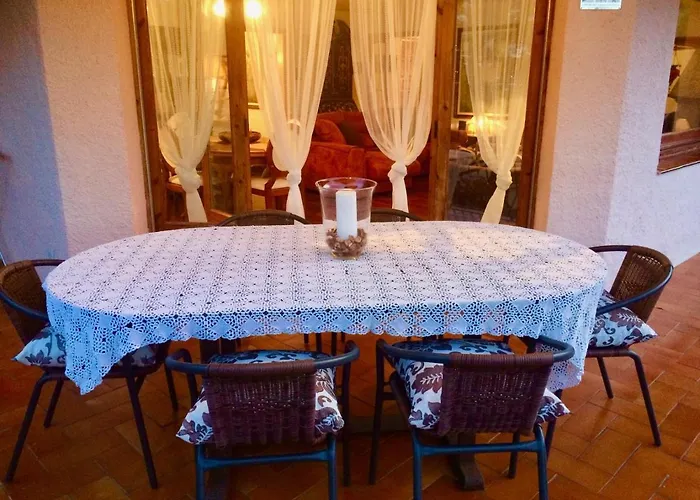 Cala Canyelles Villa & Private Studio With Garden Casa vacanze *